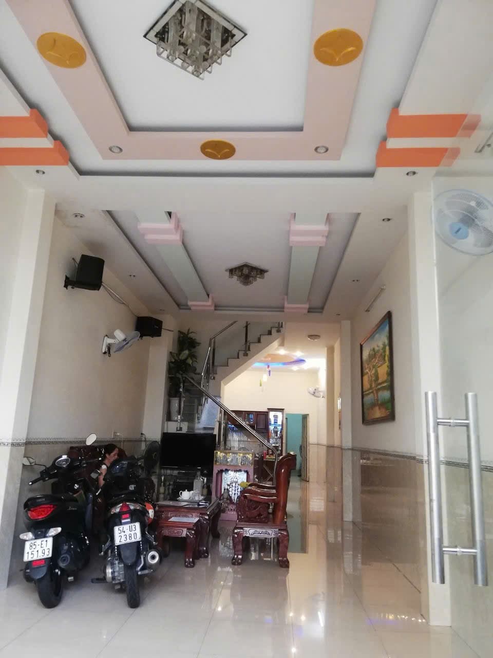 Bán nhà mặt tiền 100m² Đường D10 Tây Thạnh Tân Phú, giá 11.2 tỷ